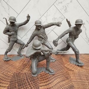 Vintage Louis Marx toys